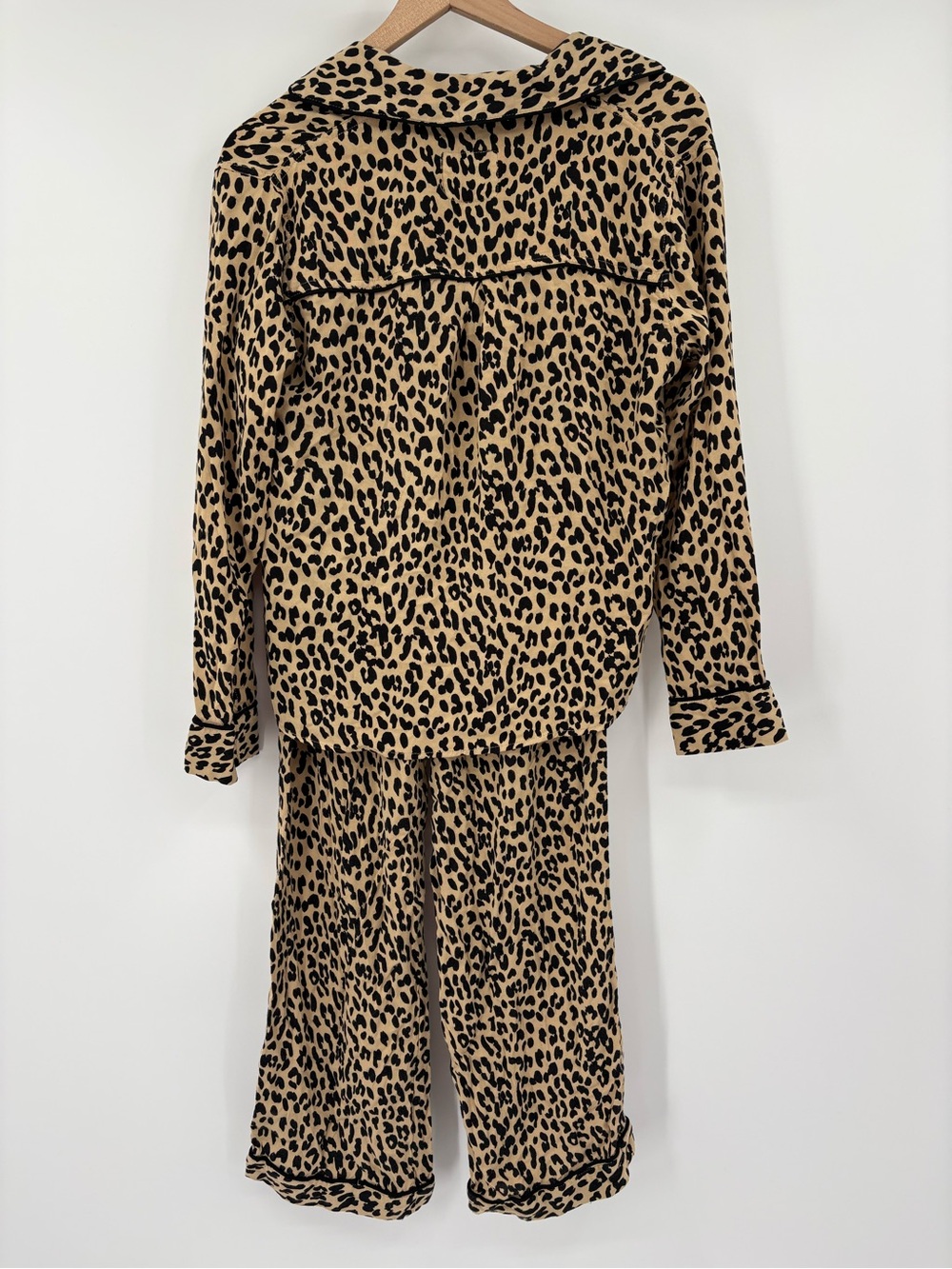 NWT Rails Clara Pajama Set XS Sand Jaguar Leopard Animal Print Rayon Lounge - Picture 12 of 16
